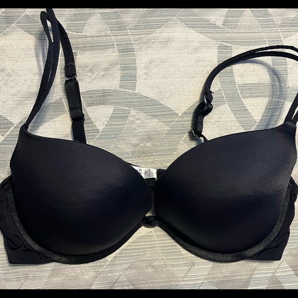 La Senza Sexy Push Up Bra with Jewel Detail Black- D34